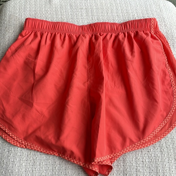 Nike dri-fit shorts orange size 1x - Picture 3 of 4